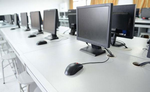 未経験歓迎／教育機関向けPCインストラクター