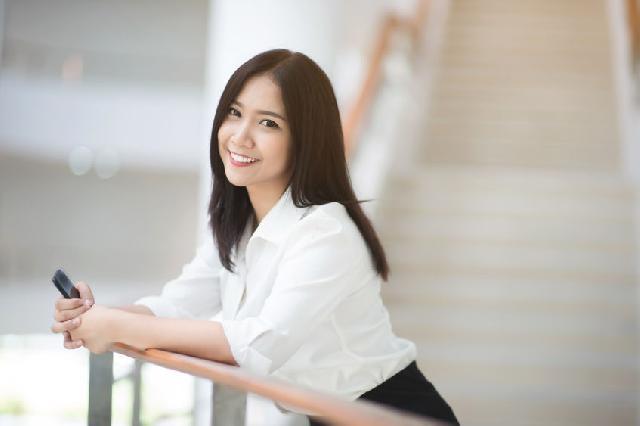 未経験OK／PC修理の受付＆作業手配／残業少なめ